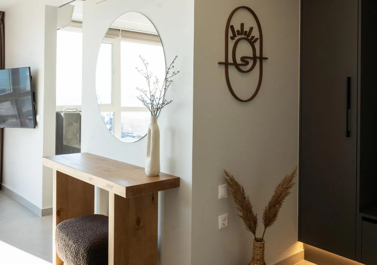 Above Premium Rooftop Suite Thessaloniki Greece