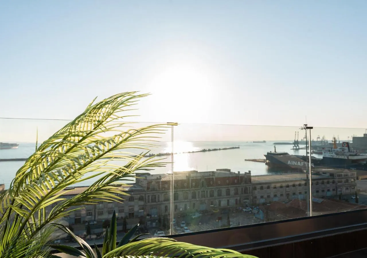 Above Premium Rooftop Suite Thessaloniki Greece
