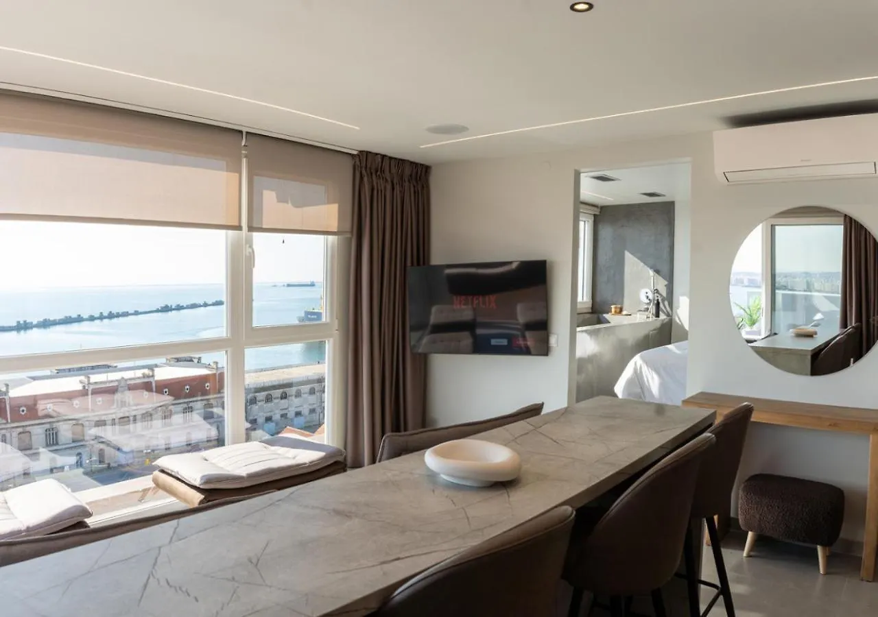 Above Premium Rooftop Suite Thessaloniki 0*,
